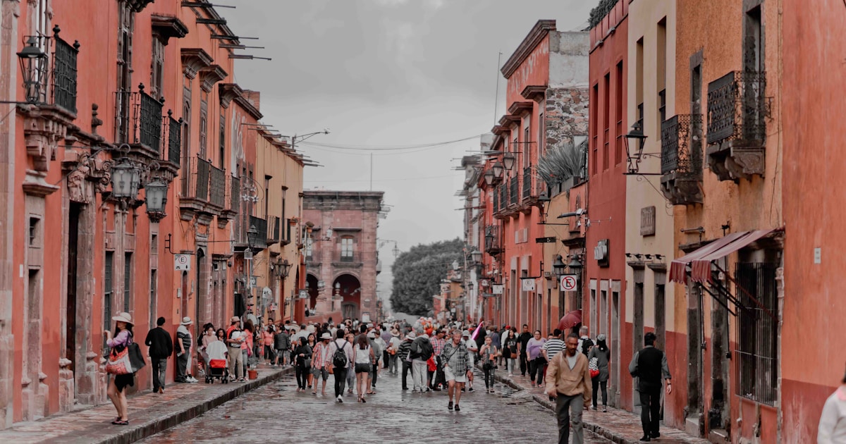 San Miguel de Allende with Kids: Art, Color and Colonial Charm